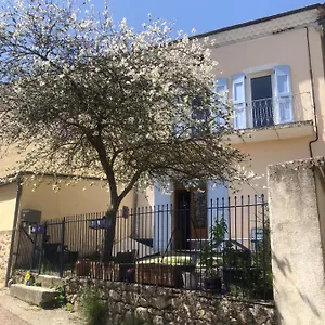 https://gite-des-nals.hotels-rhonealpes.com